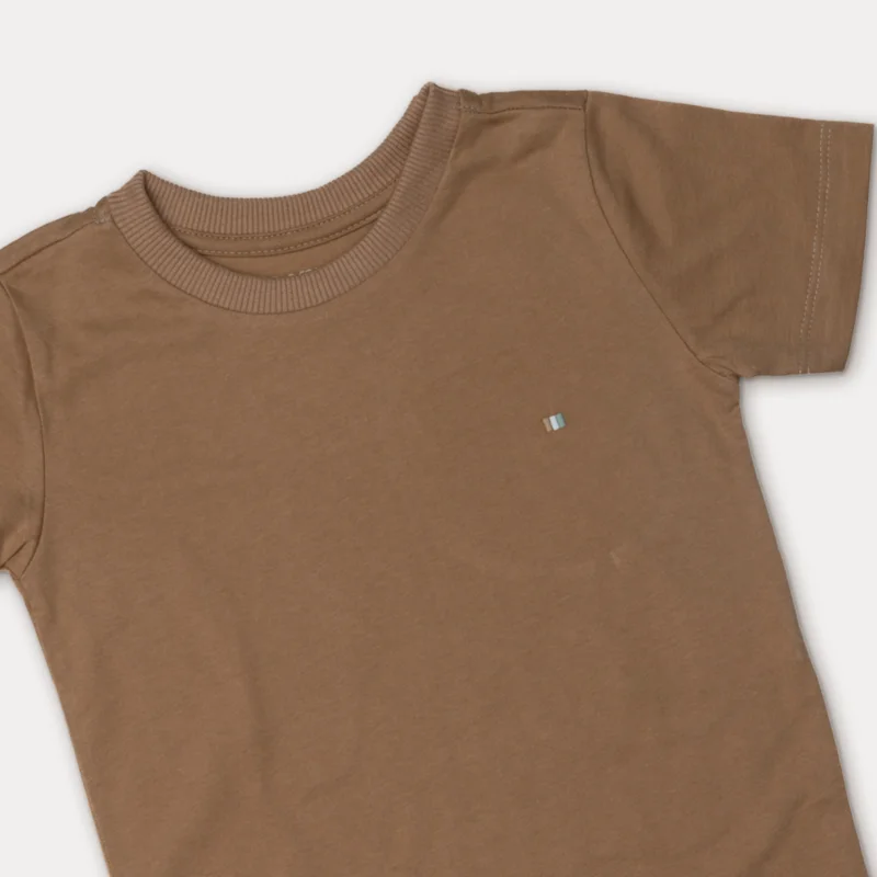 Camiseta Colors - Grow Up